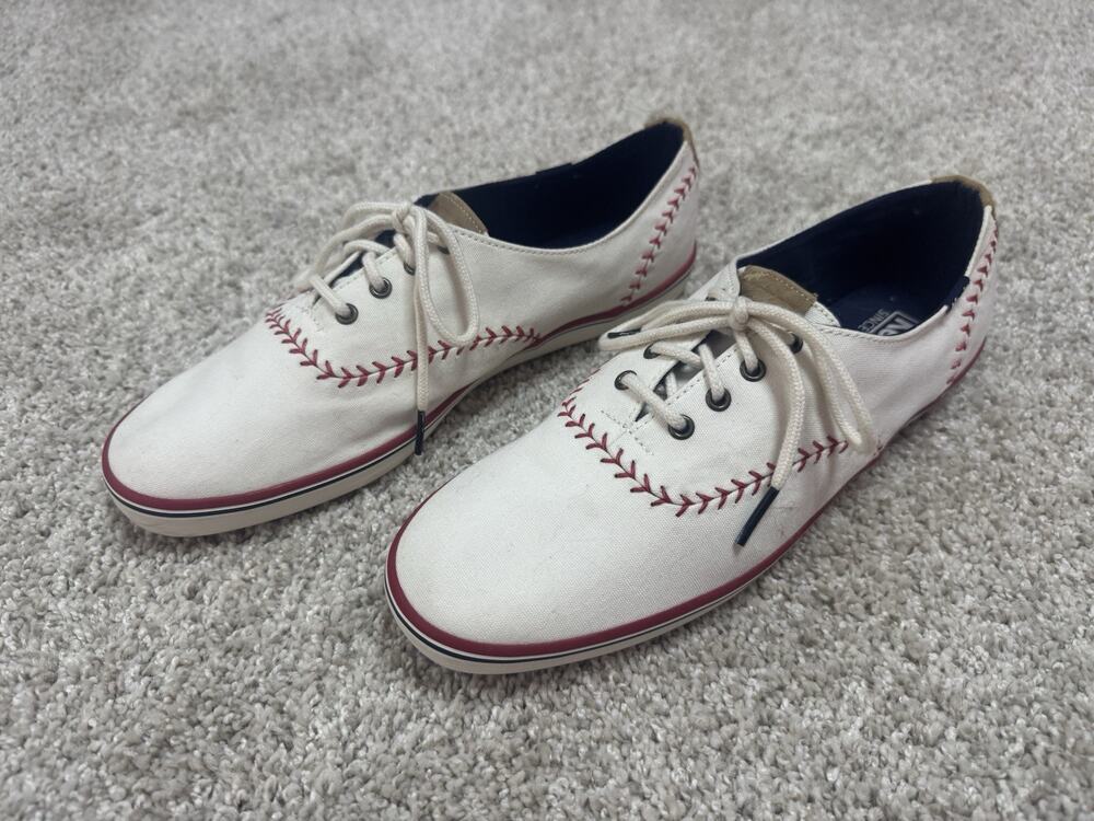 Keds Champion Pennant Leather Lace Up Baseball Stitch Sneakers Size 9.5 NEW